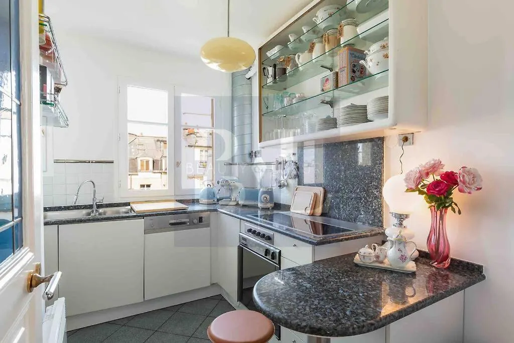 Apartment Dauphine Saint Germain 6Th Arr 2Bedrooms Paris